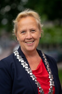 Inge Nieuwenhuizen