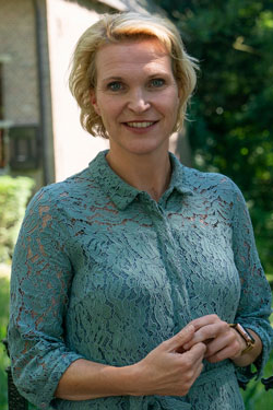 Portretfoto wethouder Hilda Mulder